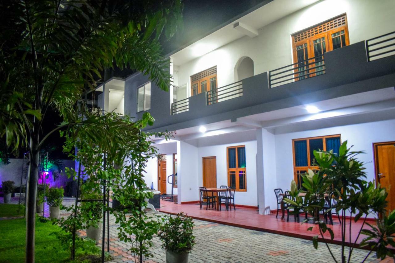 Lion Resort Polonnaruwa Exterior foto